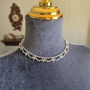 Vintage Rhinestone Necklace 16"